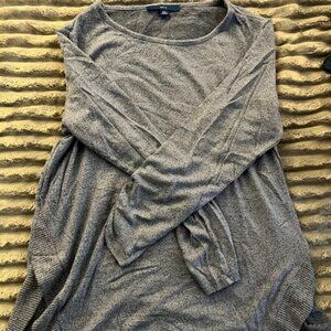 Kohls Apt. 9, knit sweater with little bottom side slits, size Petite XL; blue